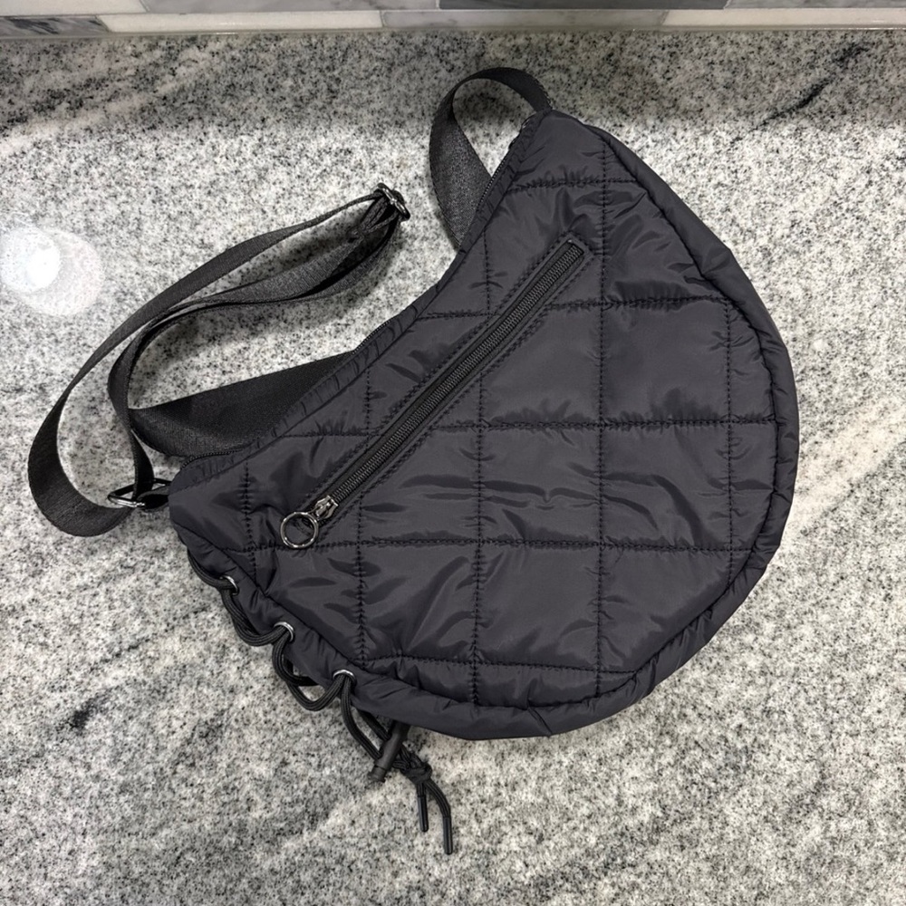 Rad Rev Crossbody